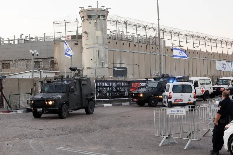 250 Palestinian Prisoners Released from Israeli Prisons