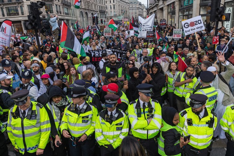 500 Pro-Palestinian Protesters Arrested in UK
