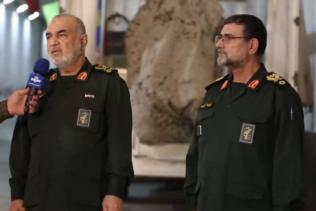 IRGC Unveils New Missile City in South of Iran