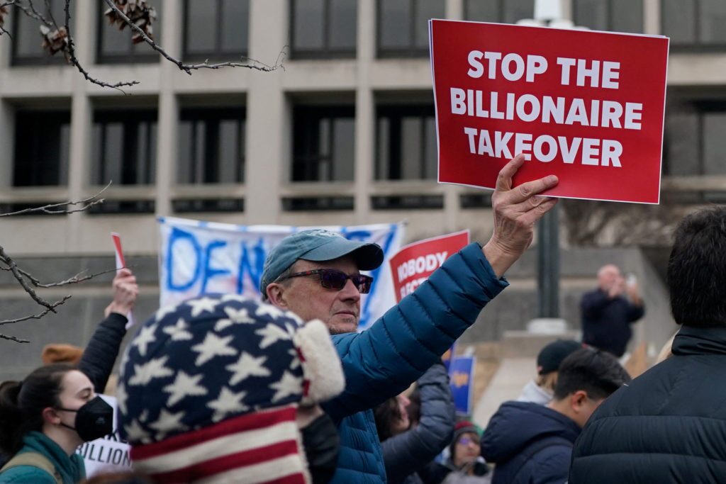 Thousands of Americans Protest Against Trump's Policies