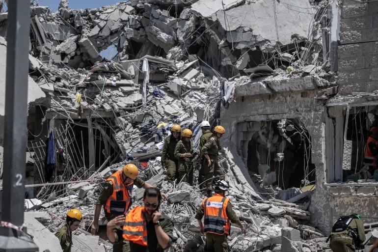 Iranian Missiles Pierce the Heart of Tel Aviv and Haifa