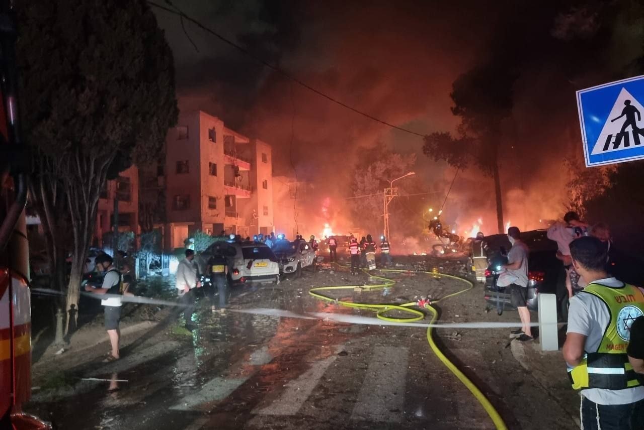 Unprecedented Fires Break Out in Tel Aviv