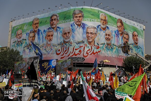 People of Tehran Attend the Funeral Ceremony of the National Authority Martyrs