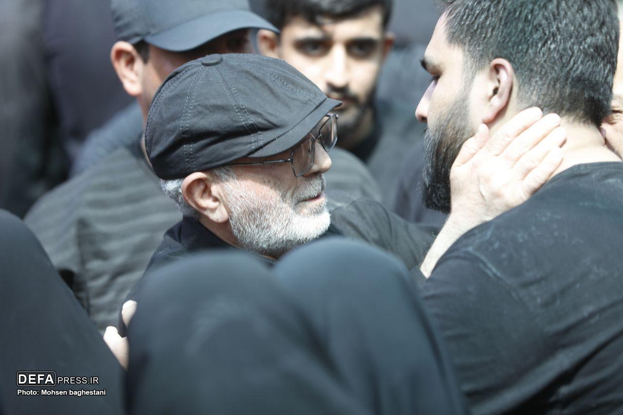 Quds Force Commander Attends Funeral Ceremony of Martyr Hajizadeh