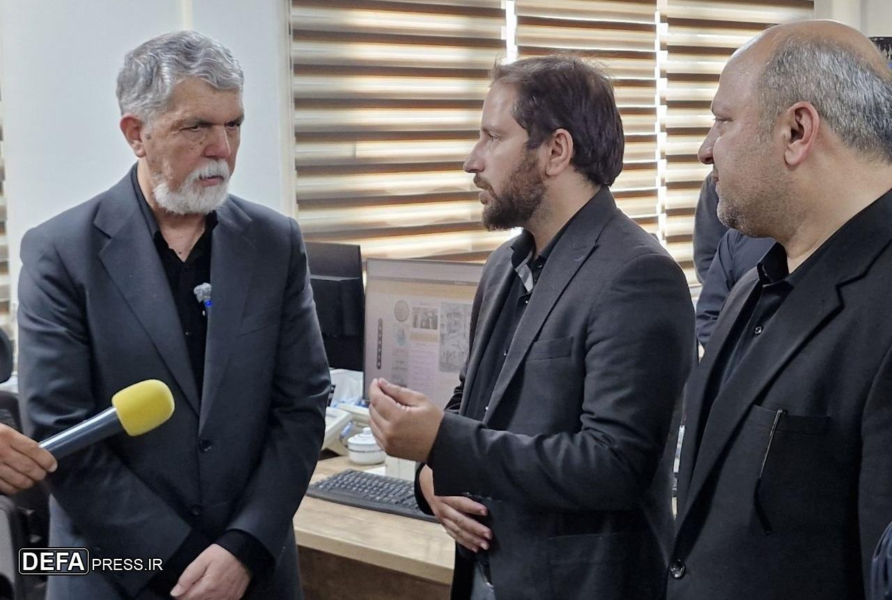 Minister of Culture and Islamic Guidance Visits the Defapress