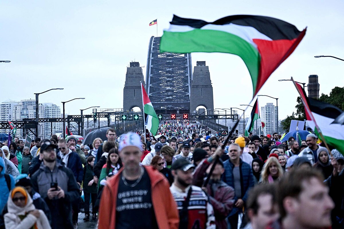300,000-Strong Protest on Sydney Streets
