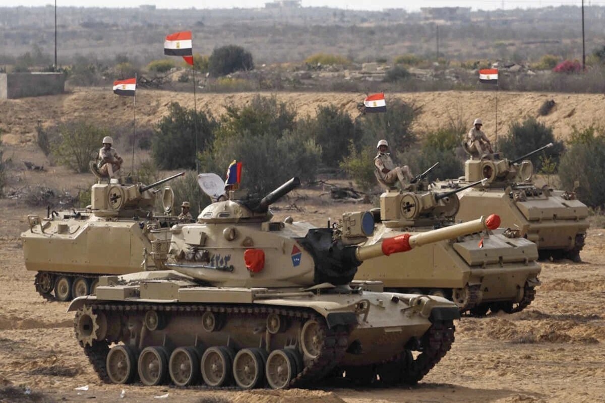 Egypt Threatens to Deploy Fighter Jets and Heavy Weapons in Sinai
