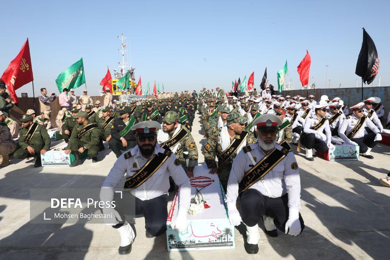 Khorramshahr People Welcome 85 Newly Discovered Martyrs Khorramshahr People Welcome 85 Newly Discovered Martyrs