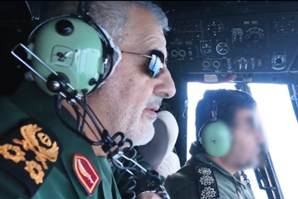 IRGC Navy's Smart Control of the Strait of Hormuz Exercise Begins