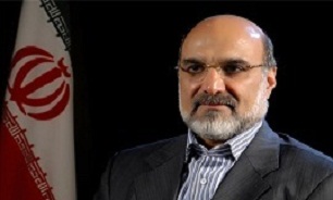 رئیس رسانه ی ملی با خانواده‌های شهدای مدافع حرم  دیدار کرد