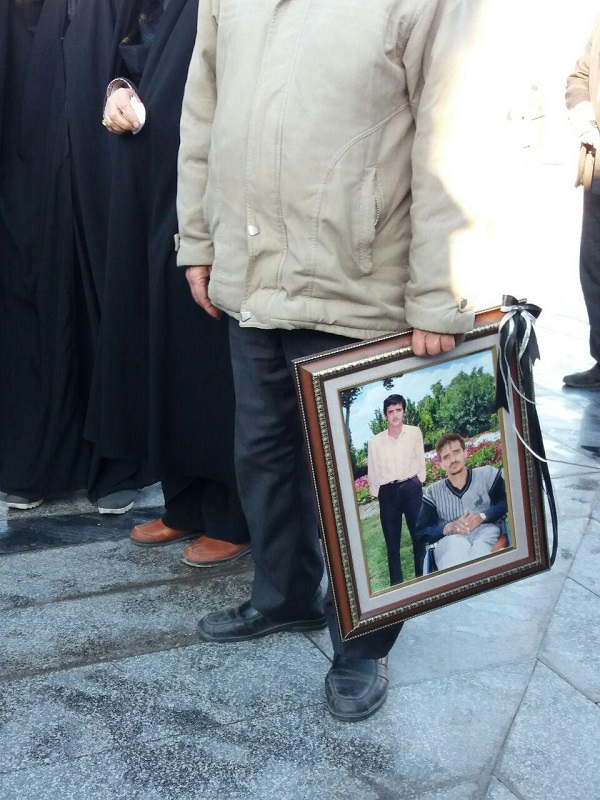 پیکر دو شهید لشکر فاطمیون در مشهد تشییع شد + تصاویر