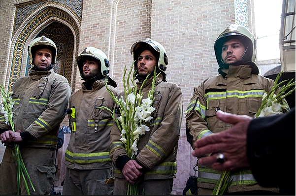 برگزاری آیین بزرگداشت 16 آتش‌نشان شهید حادثه پلاسکو/ ملت قدرشناس خدمت‌گذاران خود هستند