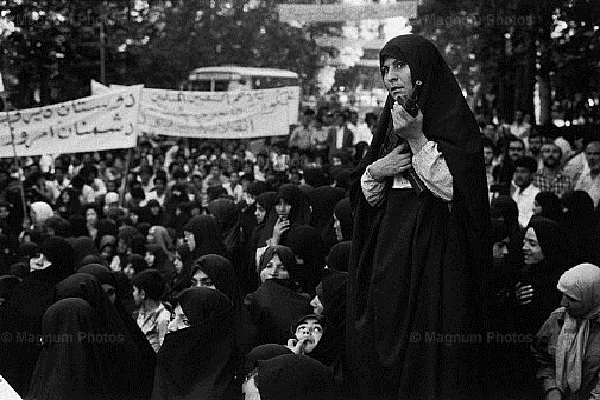 سرانجام شیرین نهضت امام خمینی(ره) با حضور شگرف زنان زینبی