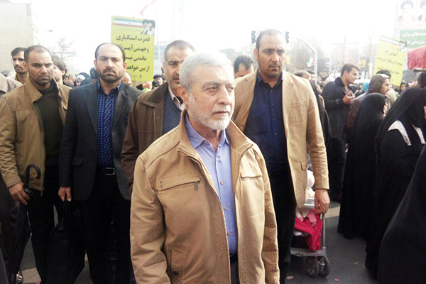 سرلشکر صالحی در راهپیمایی 22 بهمن تهران حضور پیدا کرد
