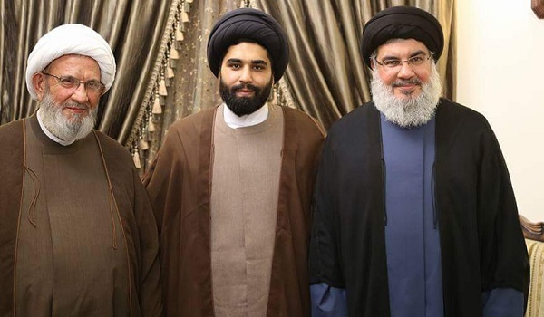 معمم شدن طلبه‌ها به دست سیدحسن نصرالله+ عکس