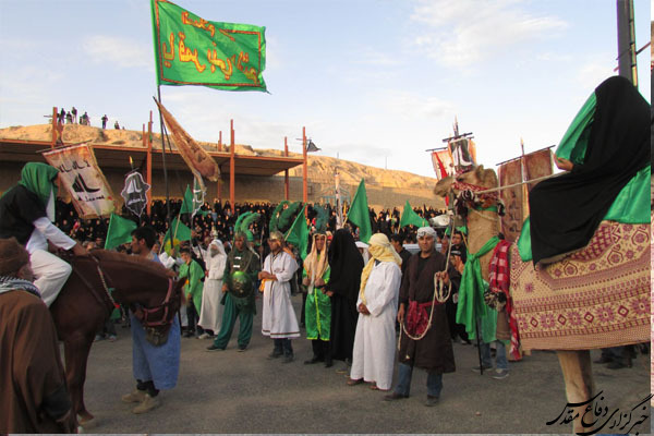 حرکت نمادین کاروان امام حسین به سمت کربلا در جاجرم+تصاویر
