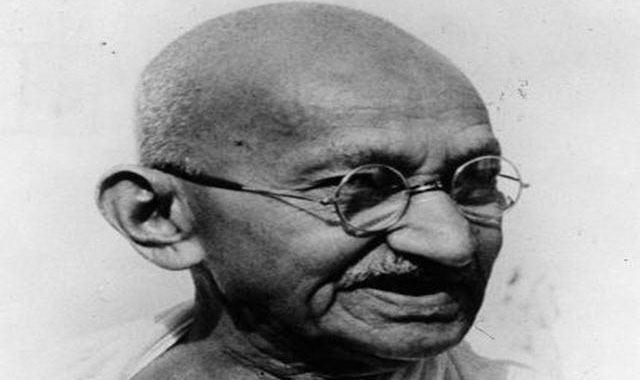 اشاره ظریف به پیام گاندی درباره عظمت امام حسین(ع)