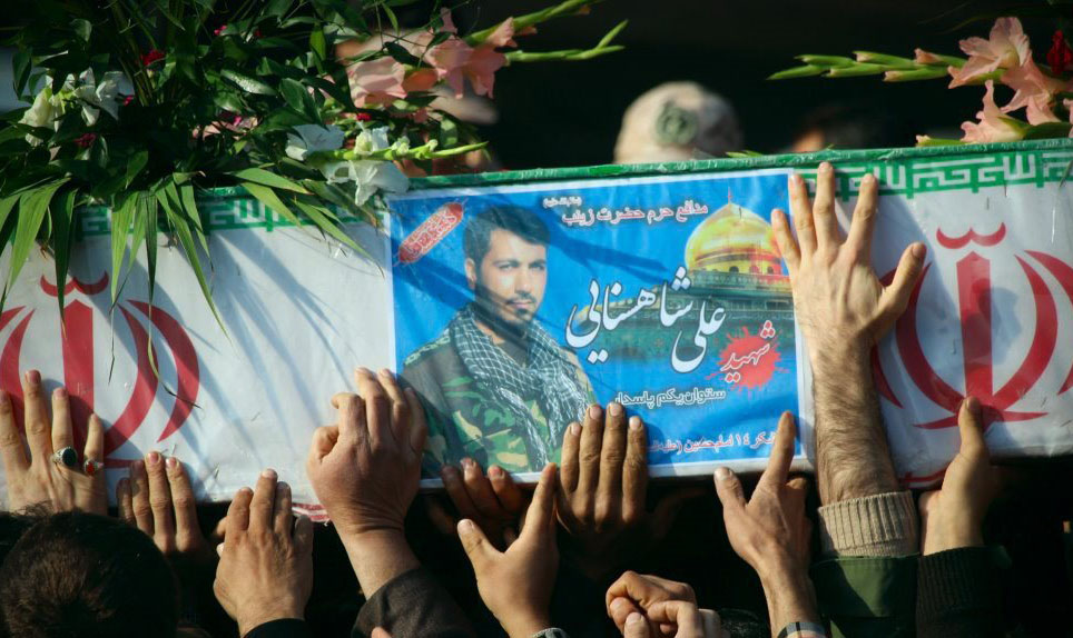 دخترم «بابا» را از قاب عکسهایش میشناسد دخترم «بابا» را از قاب عکسهایش میشناسد
