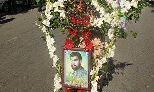 برگزیدن راه سیدالشهداء(ع) توصیه شهید روشنک/ شهیدی که در وصیت نامه­ اش حضور در جبهه را فقط رضای خدا عنوان کرد