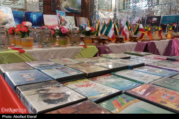 برپایی نمایشگاه عاشقان ولایت در امامزاده عبدالله گرگان + تصاویر