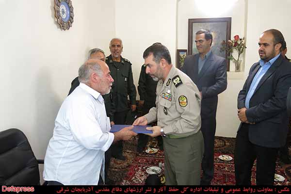 دیدار مدیر کل حفظ آثار  آذربایجان شرقی با خانواده‌های معظم شهدا در تبریز / تصاویر