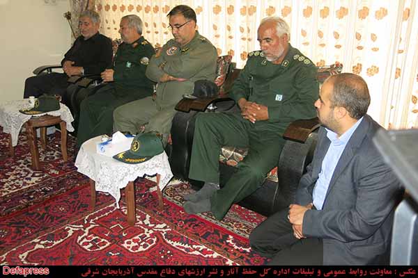 دیدار مدیر کل حفظ آثار  آذربایجان شرقی با خانواده‌های معظم شهدا در تبریز / تصاویر