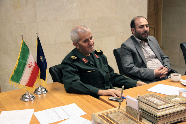 دیدار مدیرکل بنیاد شهید همدان با مدیرکل حفظ آثار استان