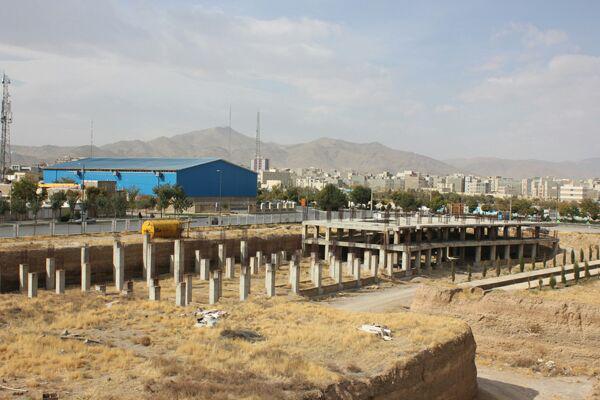 بازدید مشاورعالی فرماندهی قرارگاه پدافند هوایی خاتم الانبیاء از مرکز فرهنگی دفاع مقدس استان مرکزی + تصویر