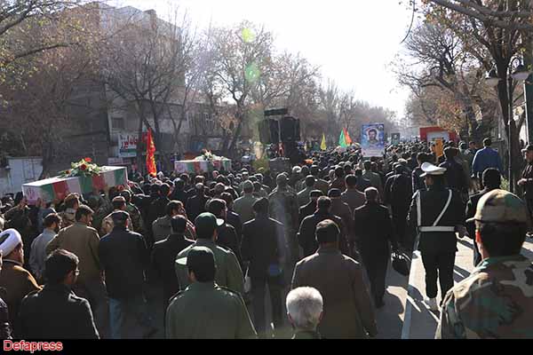 تصاویر/ مراسم تشییع پیکرهای مطهر و منور 7 شهید گمنام دوران دفاع مقدس در تبریز
