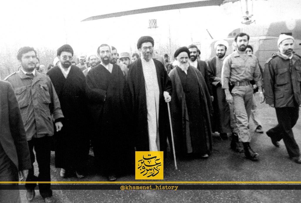 عکس/ مرحوم آیت‌الله باریک‌ بین در کنار آیت‌الله خامنه‌ ای