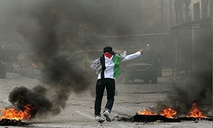 زخمی شدن یک شهروند فلسطینی به ضرب گلوله نظامیان صهیونیست