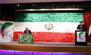 شعر تحسین‌برانگیز «احمد بابایی» درباره پرچم ایران/ سنگ‌تمام «گلریز» برای سردار سلیمانی