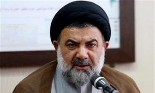 لزوم تبیین نقش روحانیون در دانشنامه دفاع مقدس لرستان