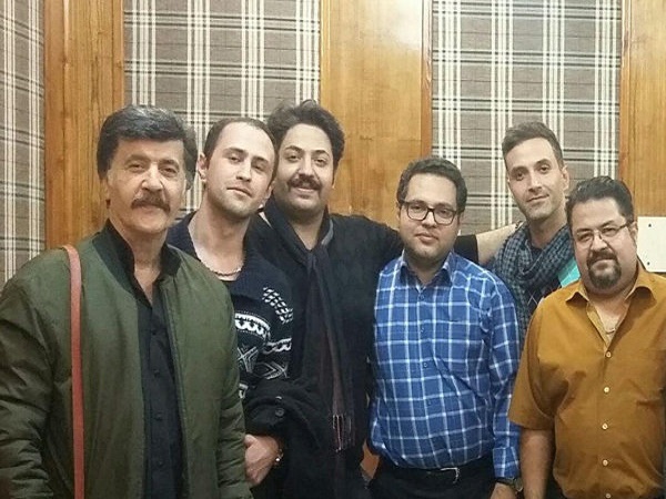 «عندلیب» موسیقی های دوران پیروزی انقلاب را مرور می کند