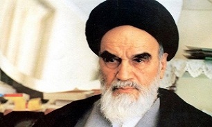 هنرمند سبزواری تصویری از چشمان امام خمینی(ره) را با تصاویر چشم چهل شهید خلق خواهد کرد