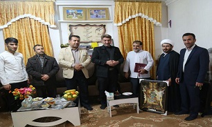 دیدار کارکنان اداره‌کل حفظ آثار دفاع مقدس کهگیلویه و بویراحمد با جانباز شیمایی