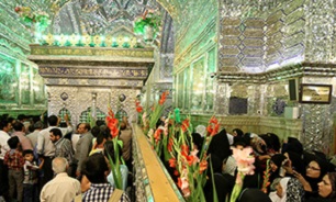 شاهچراغ (ع) شادمان در شب میلاد زینب کبری (س)