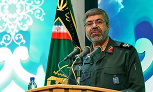 در بحث حفاظت از شخصیت ها تابع مصوبات و ابلاغیه ها هستیم/ برخی مخالف حضور سپاه در سازندگی کشور هستند/ در سپاه حقوق نجومی نداریم
