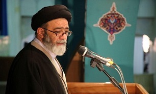 درب تشریفات مصلی حضرت امام(ره) تبریز بسته شد