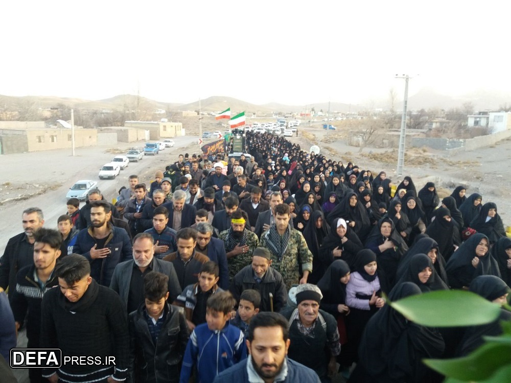 تصاویر/ استقبال از پیکر مطهر ۲ شهید گمنام در شهر «جوزم»