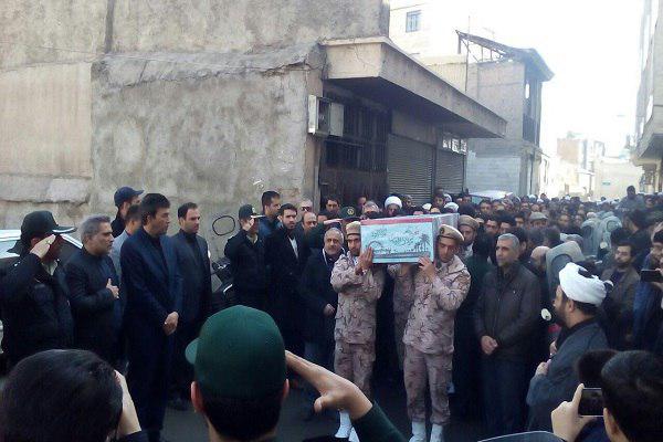 وداع با 2 شهید گمنام دفاع مقدس در حوزه علمیه آیت‌الله مجتهدی
