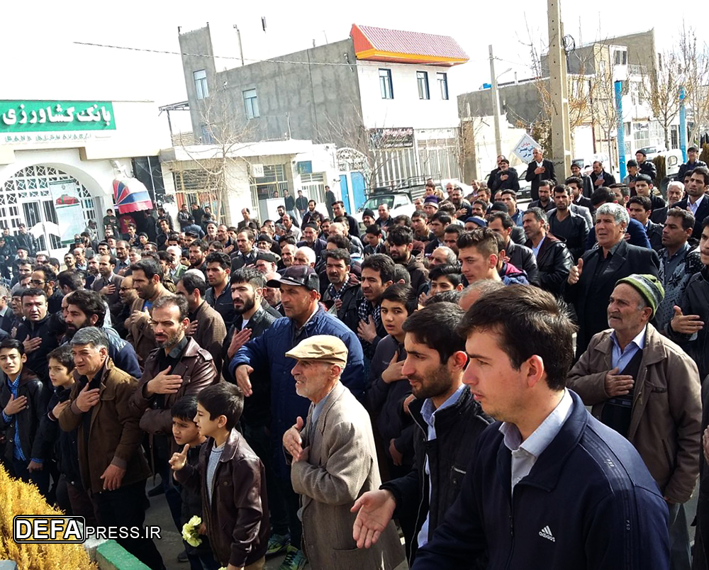 تصاویر/ تشییع پیکر‌های شهدای بی‌نشان در شهر «خنجین»