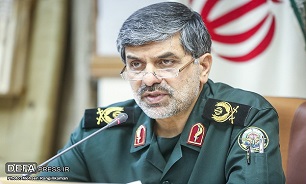 بازدید سرپرست خبرگزاری دفاع مقدس از مناطق عملیاتی جنوب