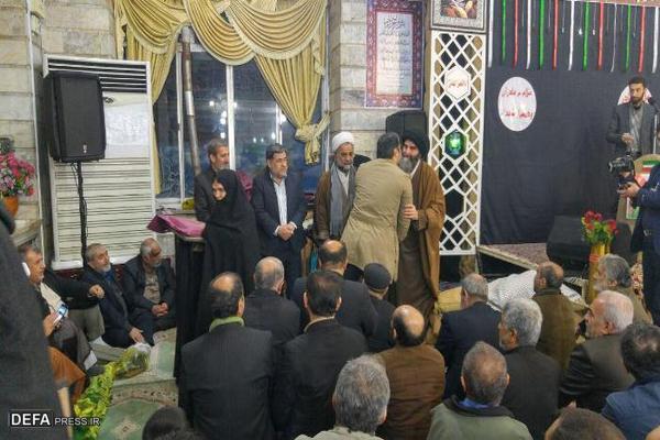 خنثی سازی توطئه داعش از برکت وجود رهبری بود/ جنگ سوریه و عراق تحت هیچ شرایطی جنگ بین شیعه و سنی نیست