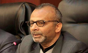 انتقال فرهنگ ایثار و شهادت به نسل جوان، آنها را در برابر توطئه بیمه می‌کند