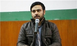 متاسفانه برخی با تریبون نظام، علیه انقلاب شعار می‌دهند