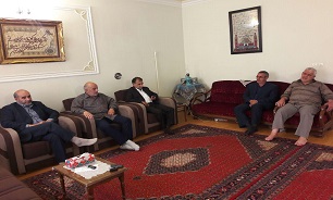 دیدار رییس سازمان پیشکسوتان دفاع مقدس با جانباز 70 درصد اژدر محمدی دوست در اردبیل دیدار رییس سازمان پیشکسوتان دفاع مقدس با جانباز 70 درصد اژدر محمدی دوست در اردبیل