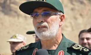 ایثار شهدا را با زبان هنر به نسل آینده منتقل کنیم ایثار شهدا را با زبان هنر به نسل آینده منتقل کنیم