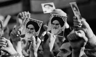 روایت دلاوری که عکس شاه را پایین کشید