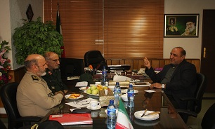 برگزاری جلسه هماهنگی برنامه های فرهنگی دفاع مقدس با فرماندار تهران